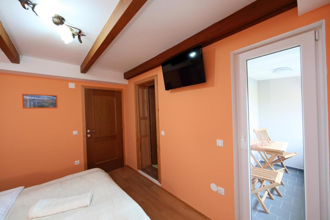 Bed and Breakfast Sobe Grabar Ptuj Esterno foto