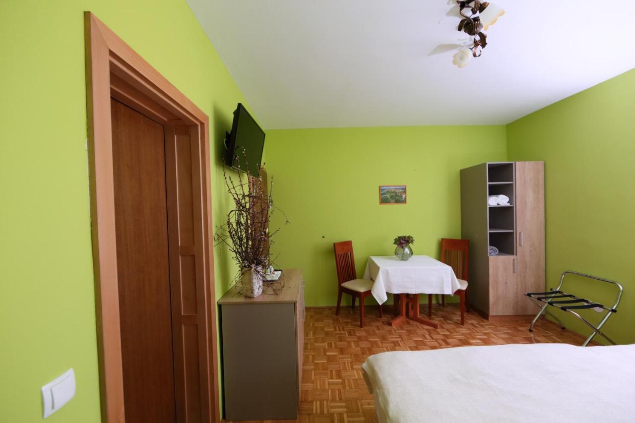 Bed and Breakfast Sobe Grabar Ptuj Esterno foto
