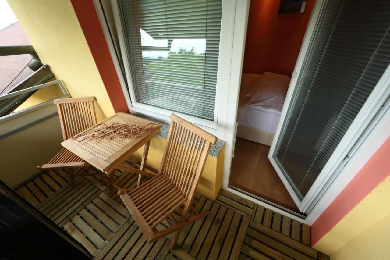 Bed and Breakfast Sobe Grabar Ptuj Esterno foto