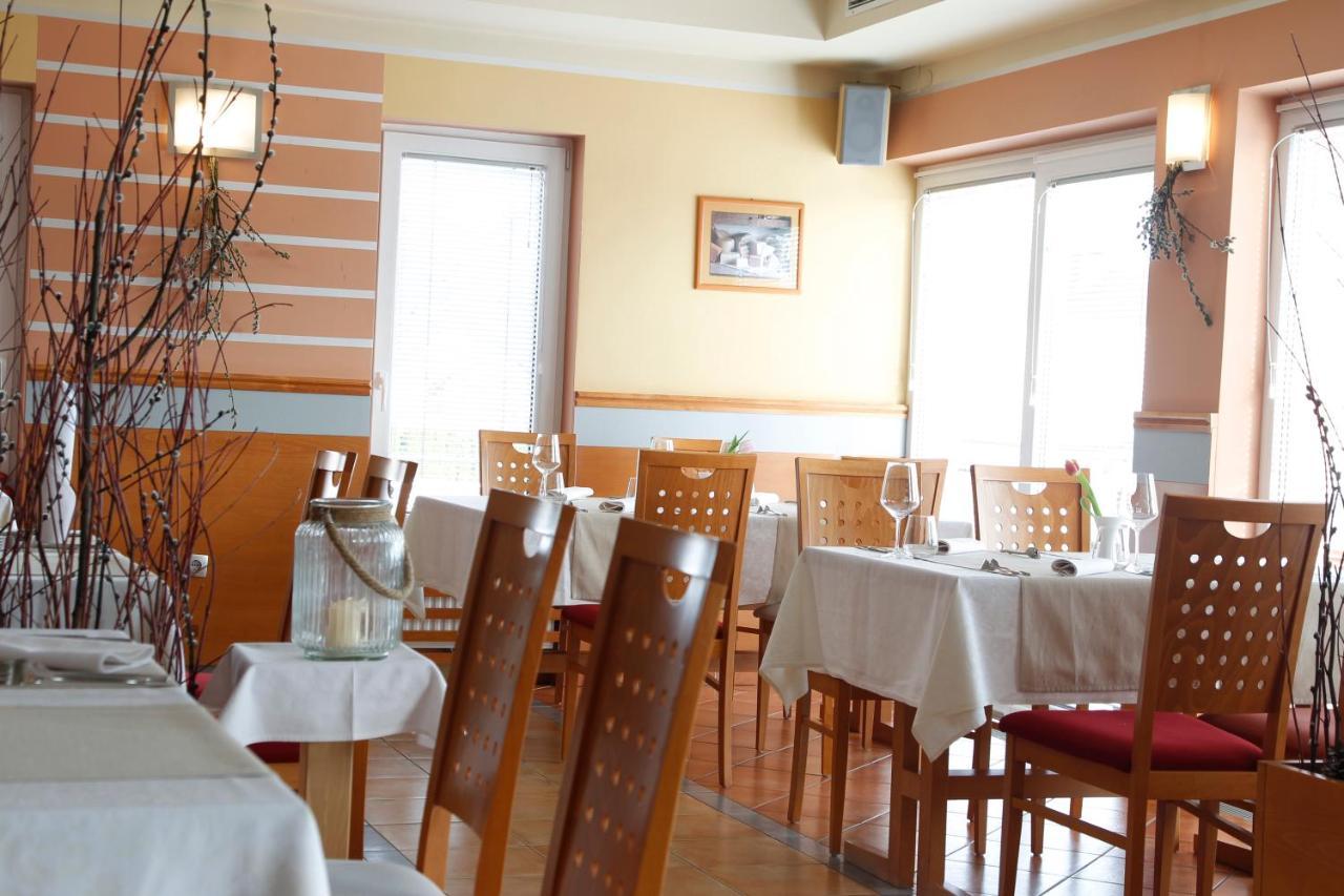 Bed and Breakfast Sobe Grabar Ptuj Esterno foto
